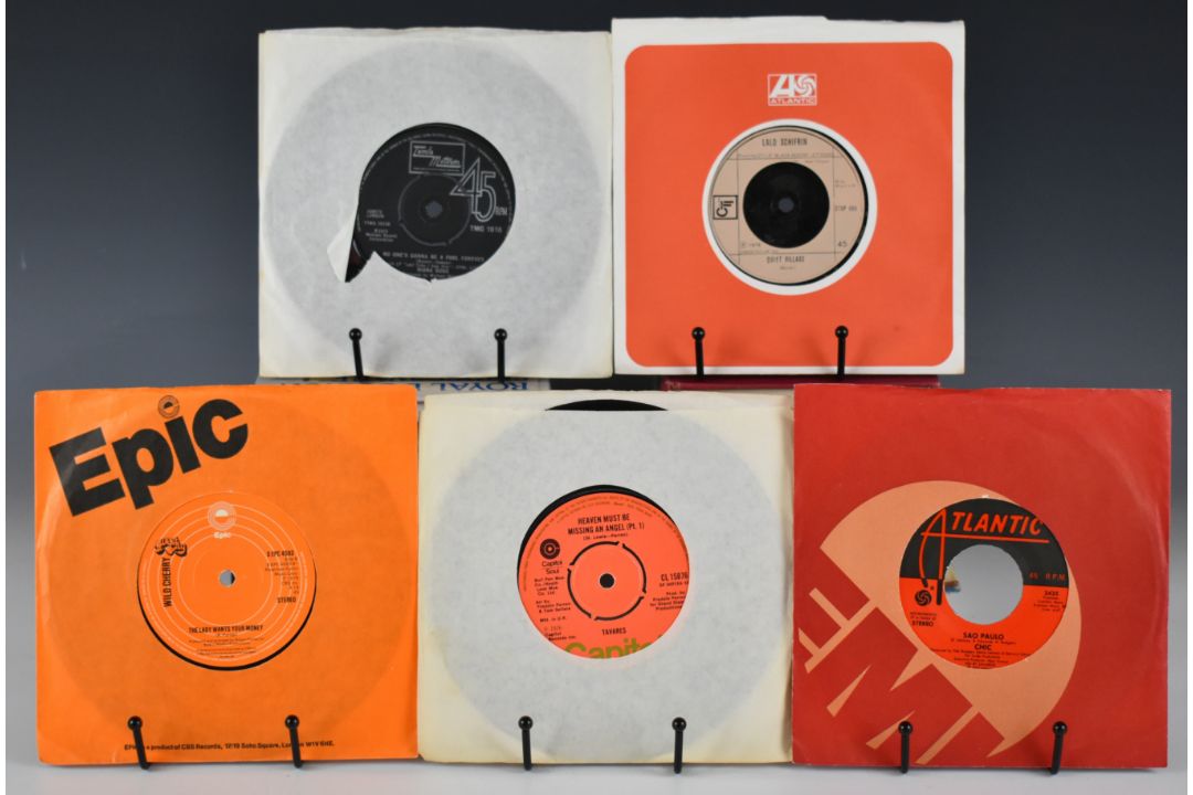 Seventy two Reggae / Soul / Funk / Dance 7" singles including Johnny Clarke, Bob Marley, Ken - Image 7 of 14