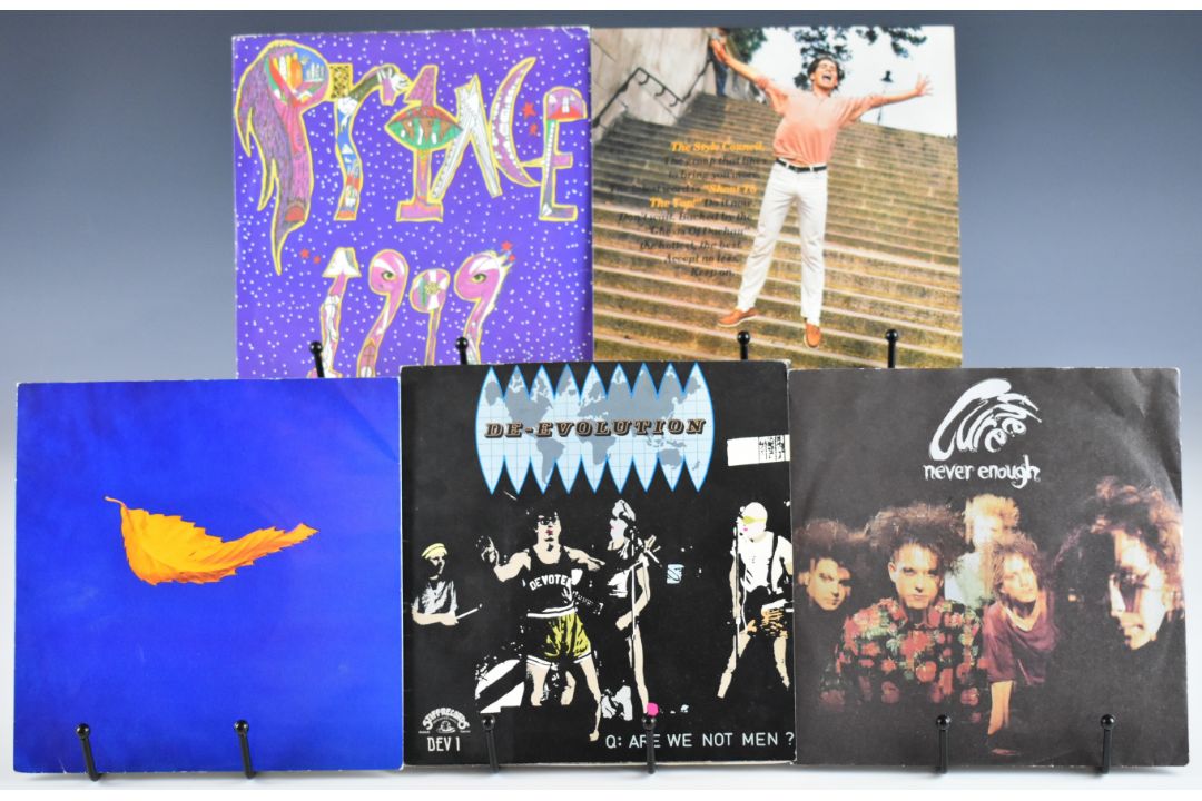 NinetyPunk Rock / Post Punk / Indie / Pop / Soul / Rock etc  7" singles including De-evolution Are - Image 1 of 5