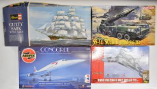 Four Airfix and similar plastic model kits comprising Concorde, Cutty Sark, Avro Vulcan and SS-1c '