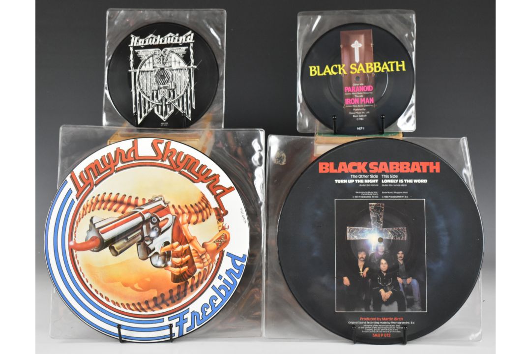 Twenty nine Hard Rock / Heavy Metal / Prog Rock / Rock special edition picture discs and one LP. - Image 1 of 9
