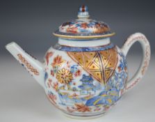 19thC Chinese teapot and cover with Imari decoration, H13cm