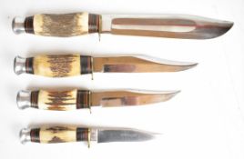 Four Scouting / field knives, two marked William Rogers, Sheffield, all in same style, sizes 19.5cm,
