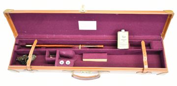 William Evans leather bound shotgun carry case with fitted interior and  'William Evans Ltd Gun &