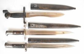 Three European WW2 era bayonets comprising Spanish m1941 'Bolo' bayonet, the 24cm blade with