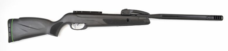 Gamo Maxxim Elite Swarm .22 air rifle with composite stock, textured semi-pistol grip and forend and