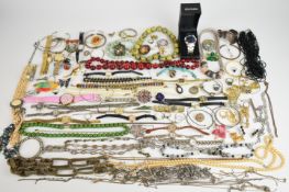 A collection of jewellery including vintage brooches, 9ct gold watch, rolled gold bangle, twelve