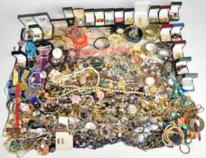A collection of jewellery including Wedgwood brooch and pendant, silver pendant set with a