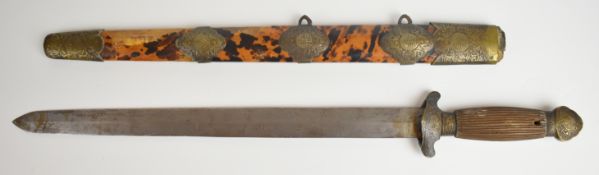 Chinese Qing Dynasty 19thC or early 20thC Jian short sword, with approximately 39cm straight tapered