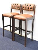 Pair of leather Chesterfield bar stools, H100cm