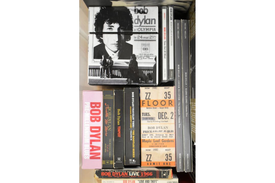 Bob Dylan CD collection comprising seventeen box sets and an additional ten CDs - Image 3 of 4