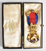 Cased Masonic hallmarked silver and enamel jewel for Duke of Connaught Lodge 1902, weight 49g