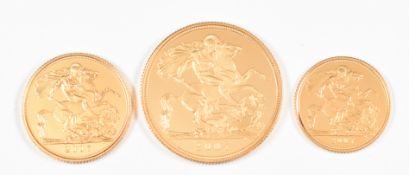 2007 Royal Mint limited edition (489/750) three coin proof gold sovereign collection comprising gold