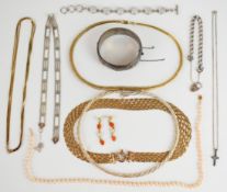 A collection of silver jewellery including bangle with applied gold flowers, tri-coloured