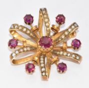 Edwardian 9ct gold brooch set with split pearls and paste, 5.5g, 3cm