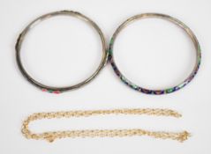 A 9ct gold necklace/ chain (2.3g, 50cm) and an 800 grade white metal bangle set with enamel
