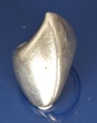 Georg Jensen silver ring, design number 91 by Nanna Ditzel, 15.9g, size J