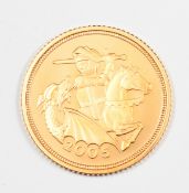 2005 Royal Mint limited edition (715/12,500) proof gold half sovereign coin, in original box with