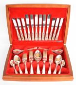 Newbridge silver plated six place setting canteen of King's pattern cutlery, width of canteen 40cm