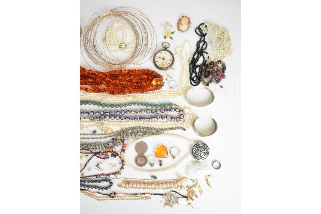 A collection of jewellery including twenty five silver chokers, cameo brooch, freshwater pearl - Image 3 of 3