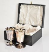 Cased pair of hallmarked silver goblets, Sheffield 1982, maker Parkin Silversmiths Ltd, height 10.
