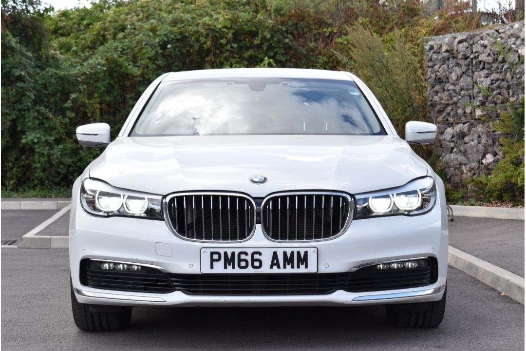 2016 BMW 730d xDrive auto ULEZ free 3.0 diesel car, registration number PM66 AMM, with V5c showing - Image 7 of 33