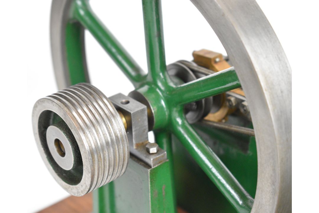 Stuart beam live steam engine with twin cylinder drain cocks, dummy flyball governor and driving - Image 12 of 17