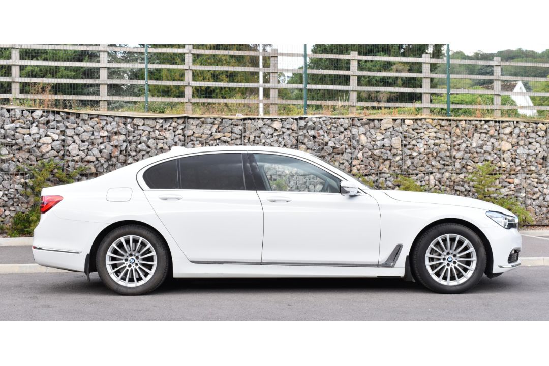 2016 BMW 730d xDrive auto ULEZ free 3.0 diesel car, registration number PM66 AMM, with V5c showing - Image 5 of 33