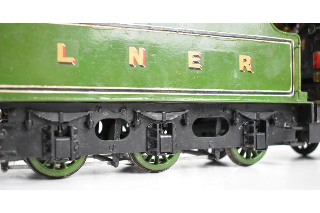 Gauge 1 coal fired live steam LNER V2 2-6-2 locomotive built to Martin Evans Green Arrow design by - Image 17 of 22
