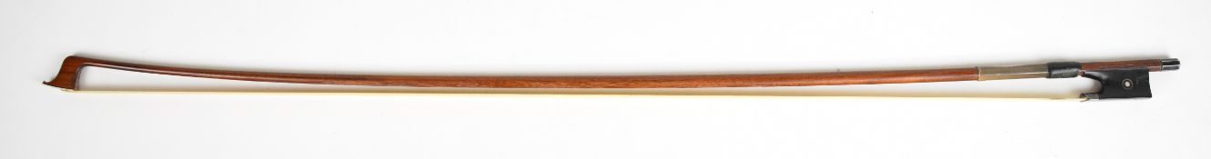 Otto A. Hoyer violin bow with silver mounts, ebony frog and mother of pearl inlay, length 74cm,