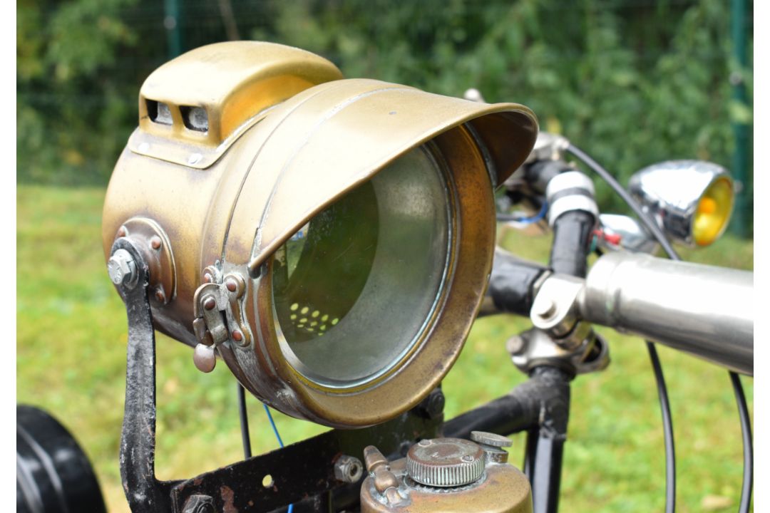 1925 Ner-a-Car model C motorcycle with Blackburne 350cc sidevalve four stroke engine - Image 14 of 25