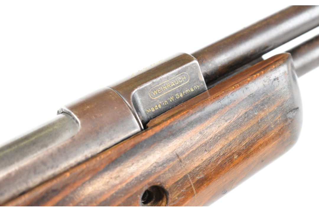 Weihrauch HW77 K .22 underlever air rifle with chequered semi-pistol grip, raised cheek piece, - Image 9 of 17