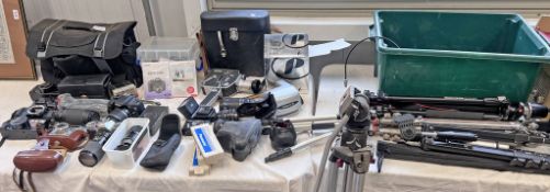 CAMERAS AND RELATED EQUIPMENT TO INCLUDE CANON EOS 550D WITH 58MM LENS, CANON AV-1 CAMERA,