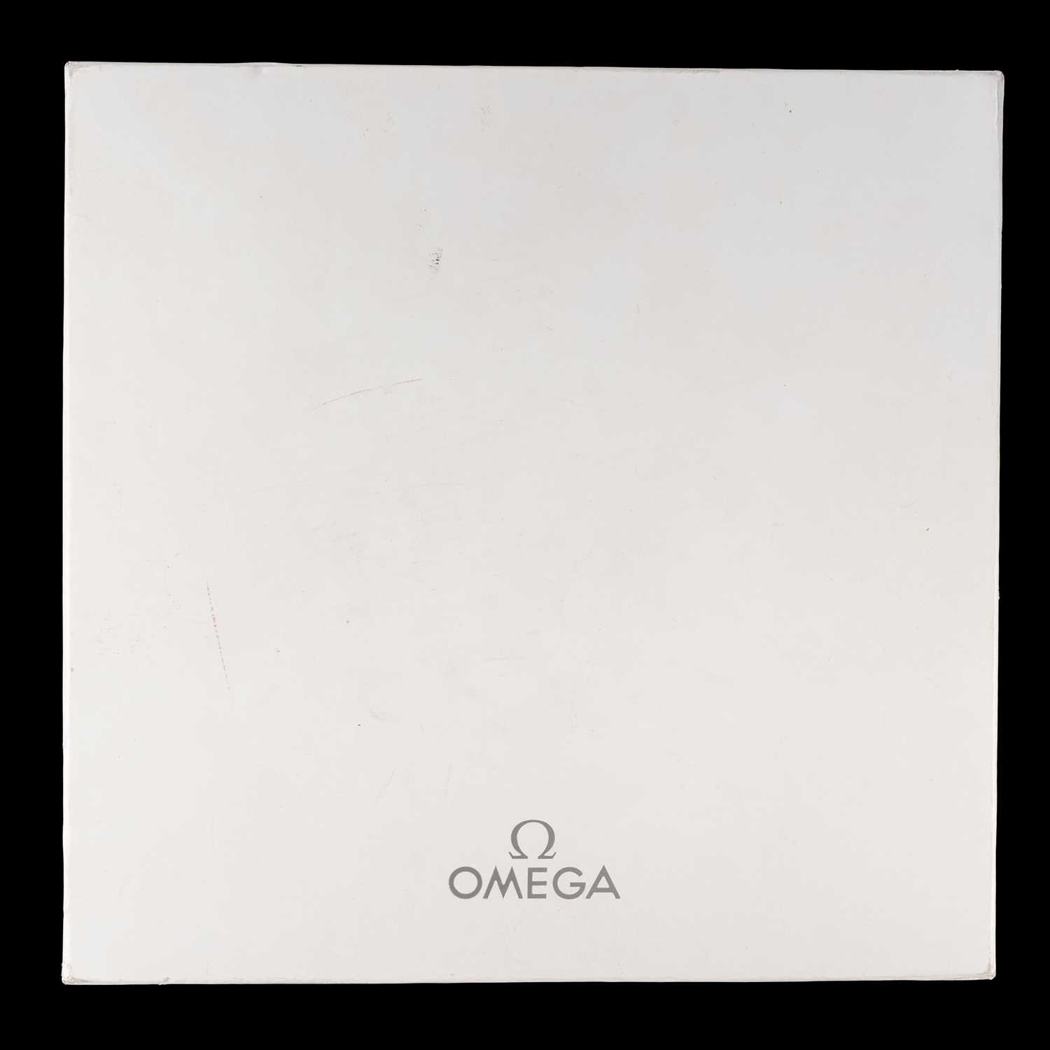 Omega: A Stainless Steel Automatic Calendar Chronograph Wristwatch, signed, Omega, Seamaster, - Image 4 of 5