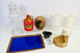 Mixed ceramics, glassware and other.