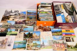 Deltiology - A very large quantity of UK and foreign cards to include topographical, real photos,