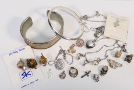 A collection of white metal jewellery, p