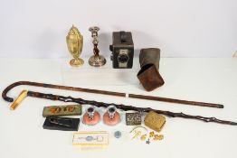Lot to include a pair of dwarf candlesticks,