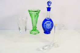 Lot to include an Orrefors glass vase, Magnor Glass viking drinking horn,