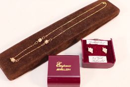 A 9ct yellow gold and pearl bead necklac