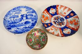 Lot to include a Japanese Imari dish, a 19th century Spode Tower pattern dish and a Chinese bowl,