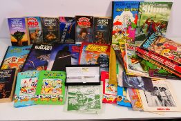Lot to include children's annuals, Docto