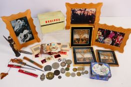 A mixed lot to include a small quantity