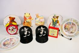 Lot comprising a vintage Walt Disney Productions Mickey Mouse alarm clock by Bradley, Germany,