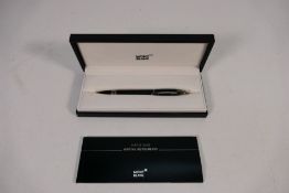 A Montblanc StarWalker Precious Resin fineliner pen,