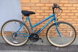 A lady's Apollo Cycles, Active 3200 bicycle.