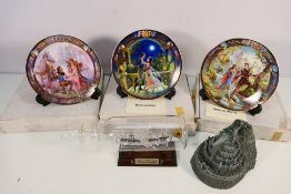 Three boxed Royal Worcester cabinet plates comprising Robin And Marian,