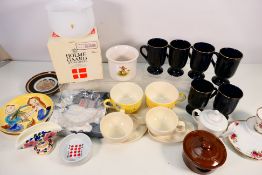 Mixed ceramics and glassware to include a boxed Holme Gaard dish and bowl, Japanese,