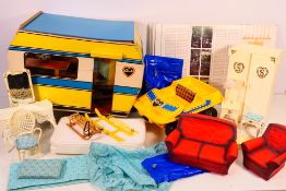 Sindy - Pedigree - A group of vintage Sindy accessories including Caravan (some damage),