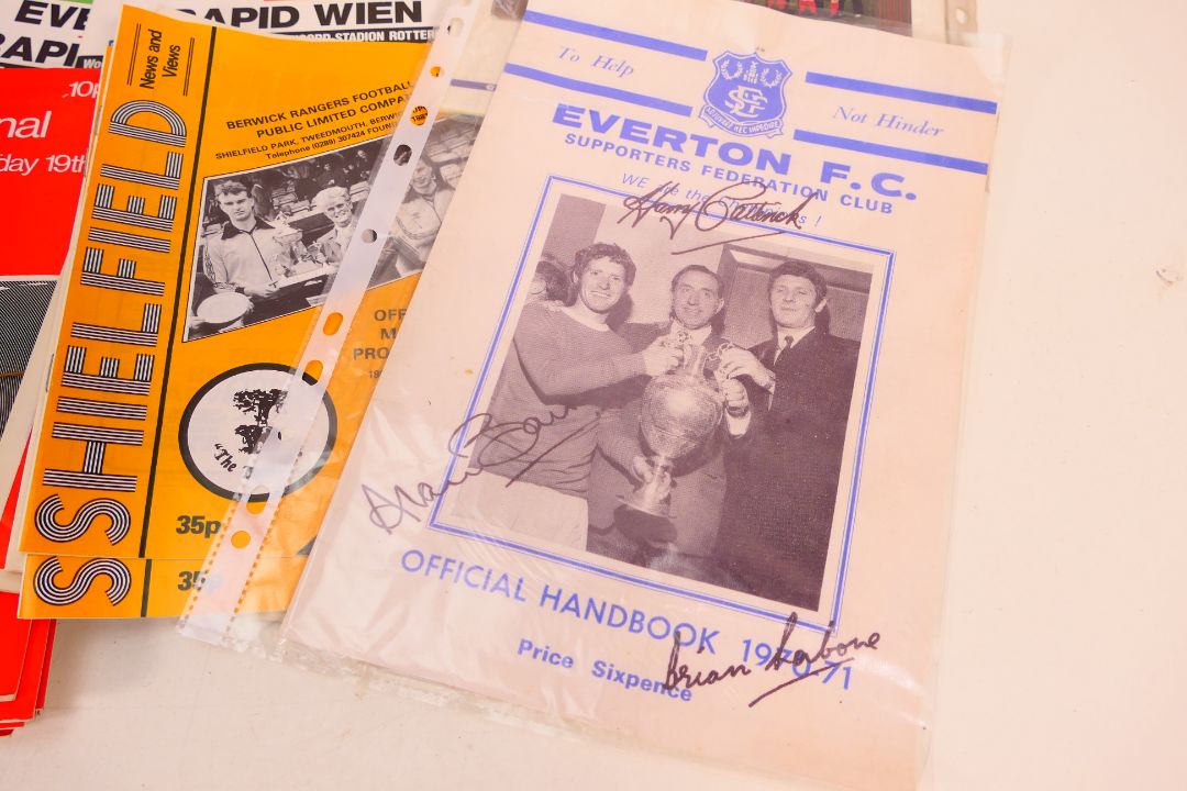 Lot to include an Everton Football Club - Image 4 of 8
