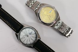 Seiko - Two Seiko 5 wristwatches, both w